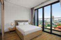 Two-Bedroom Deluxe Apartment with Balcony