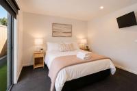 Villa1 New Modern Walk to shops 10min Airport CBD - B&B Waroona
