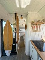 Ericeira Magic Bus with jacuzzi - B&B Carvoeira