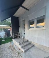 L & A Apartment - Bed and Breakfast Dobrota