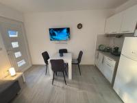 L & A Apartment - Bed and Breakfast Dobrota