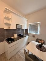 Modern Cozy Apartment Lola - B&B Doboj