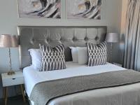 Luxus Zimmer mit Kingsize-Bett