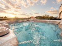 Penthouse mit Whirlpool, Sauna, XXL-Terrasse mit Bergblick & Tischfußball - Ferienwohnung Waldkirchen