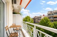Azure Orchid Kalamaria, Seaside Stay & Free Parking - B&B Salonicco