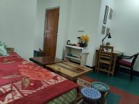 Pine Hills Homestay - B&B Shillong