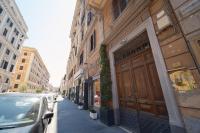 Bee First Guest House Roma - B&B Rome