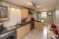 Next to the Palace and Royal Mile with parking - B&B Edinburgh