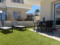Nuovo appartamento con piscina, giardino e vista mare - B&B Castelsardo