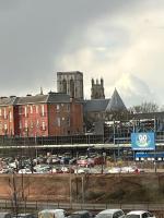 Superb Modern Central Flat with Free parking, Gym and Minster views - Chambres d'hôtes York