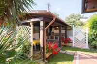 Casamare 5 adulti 2 camere 2 Bagni Piano terra Piscina idromassaggio - Chambres d'hôtes Marina di Massa