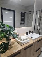 Nowe Apartamenty Dworcowa blisko Suntago Mszczonow - Chambres d'hôtes Mszczonów