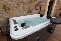 Can Calet Apartaments Turístics - B&B els Hostalets d'en Bas