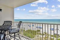 Cali-Coastal Luxe Oceanfront Condo at Beach Palms - B&B Clearwater Beach