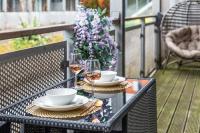 The Wanderlust Hideaway - 2 BR - Parking - Balcony - B&B Birmingham