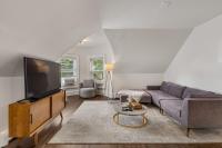 Family Home Near NYC Free Parking Renovated - B&B Jersey City