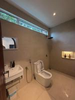 Mersika Teja Beachfront Studio Garden View 10mins Drive to Mersing Jetty TOWN - B&B Mersing
