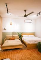 Mersika Aluna Beachfront Studio Garden View 10mins drive from Mersing Jetty Town - B&B Mersing