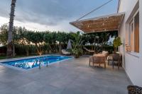 EPTA Houses - B&B Marmári
