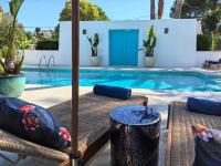 Villa Enri | Oasis mediterráneo · Piscina - B&B Parcent