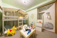 Kiryo Tama Riverside 100-inch theater and kids room where they can play - B&B Tokyo