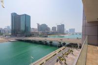 Modern 3BR with Balcony - Maryah Vista Escape - Chambres d'hôtes Abou Dabi