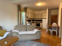 Deluxe Appartement met 2 Slaapkamers en Balkon
