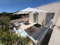 Appartement T3 avec grande terrasse et vue sur les Albères - FR-1-732-85 - Chambres d'hôtes Argelès-sur-Mer