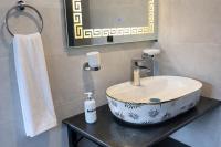 Luxury 2 Bedroom Family Apartment E11 Islamabad Free WiFi & Parking - Chambres d'hôtes Islamabad