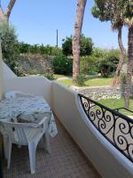 Appartamento con 2 Camere da Letto, Balcone e Vista mare