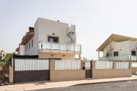 Private Luxury Villa with Pool near Golf Course & Marina - Ferienwohnung San Miguel De Abona