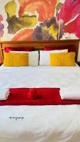 Liza Luxury Beachfront Holiday Apartment Oceanic 44 - B&B Durban