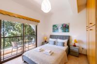 Kyparissos Apartments Peaceful Studios up the Hill - B&B Kathikas