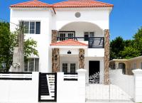 Spacious 2-BR, Bright & Private Top Floor Retreat - Portmore Pines - Chambres d'hôtes Portmore