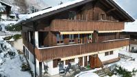 Chalet Oasis - Your Alpine Hideaway - B&B Bürglen
