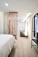 Apartahotel Navarra Madrid - B&B Madrid