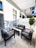 Luxury Capri Duplex - B&B Benidorm