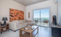 Quiet Retreat Full Kitchen & Desk City Views - B&B Asunción