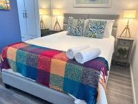 Beachfront Condo Pool Beach Access B17 - B&B San Juan