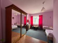 Agroturystyka ''Dom Pod Karpiem'' - B&B Zagórze Śląskie