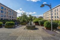 Modern 2 Bedroom Apartment, Near The Sea & City - Bed and Breakfast Edinburgh