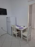 Apartamento con balcón