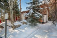 RMR: La Choumine 4 Condo in Teton Village Steps from the Mountain - B&B Teton Village