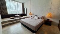 Casa Aire Pererenan I Minimalist 2BR Villa with Private Pool - B&B Prerenan