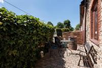 Pokoje w Starej Karczmie - Free Parking - by Upstairs - Bed and Breakfast Liszki