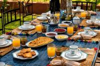 Riad Dar Zilia - 4 suites with pools & garden - B&B Douar Soukkane