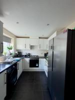 Blackrod Homestay - B&B Blackrod