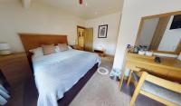 The Horse & Farrier - B&B Otley