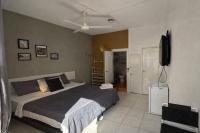 Balcony Street View Bedroom Zona Colonial - B&B Santo Domingo