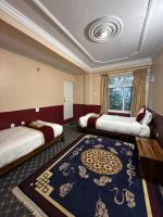 Chambre Lits Jumeaux avec Salle de Bains